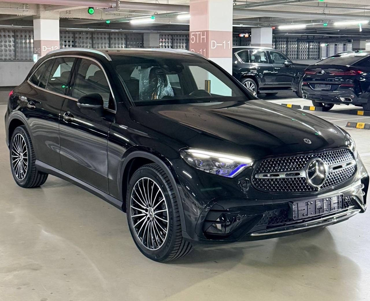 Mercedes-Benz GLC-Class 300 4Mid-5758