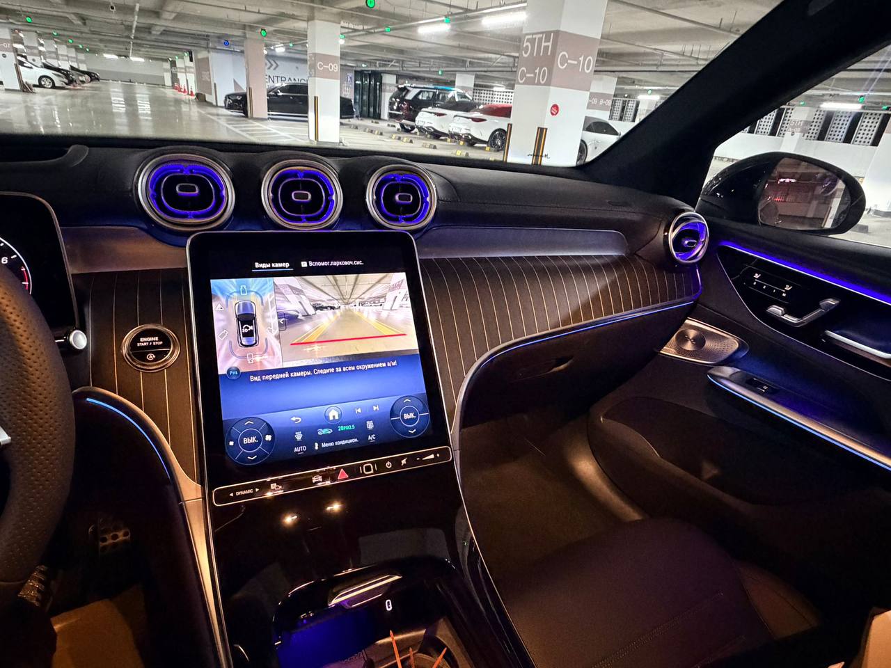 Mercedes-Benz GLC-Class 300 4Mid-5758