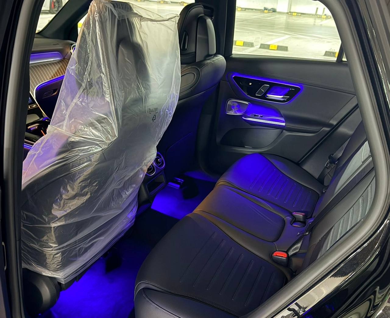 Mercedes-Benz GLC-Class 300 4Mid-5758