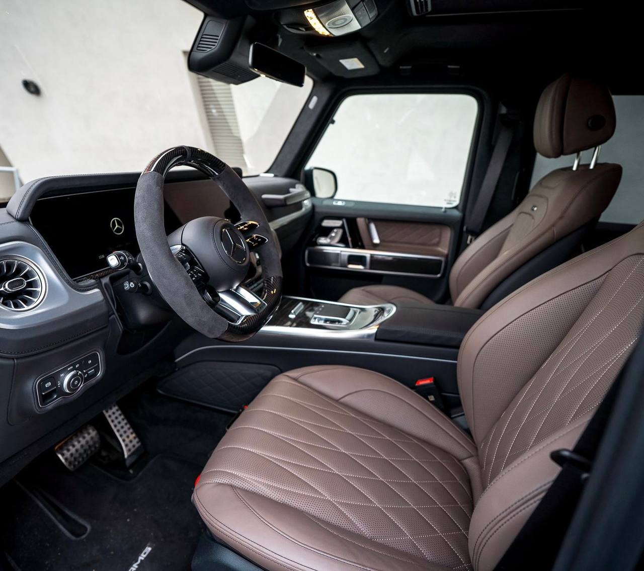 Mercedes-Benz G-class 63 AMGid-3400