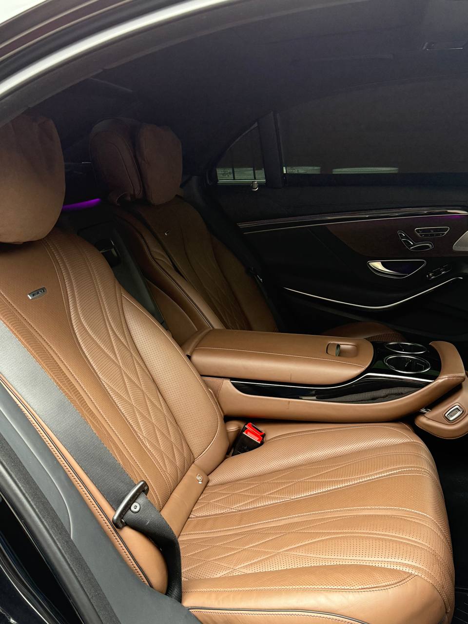 Mercedes-Benz S-Class S63id-4130