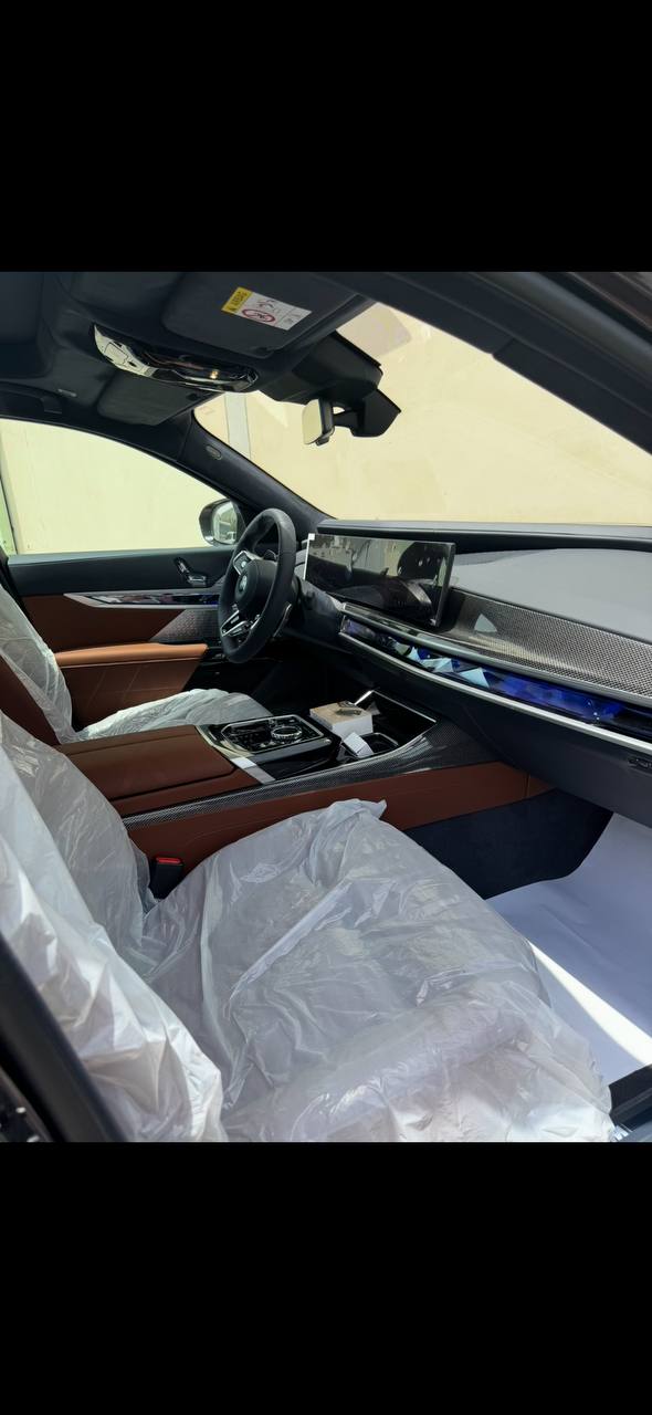 BMW 7 series M 760i xDriveid-4804