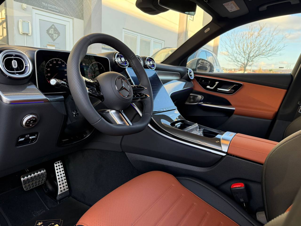 Mercedes-Benz GLC-Class 220 4Mid-5527