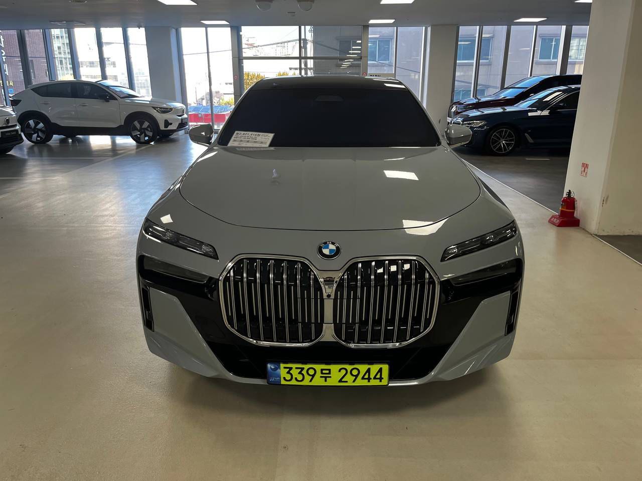 BMW 7 series 740i xdriveid-5538