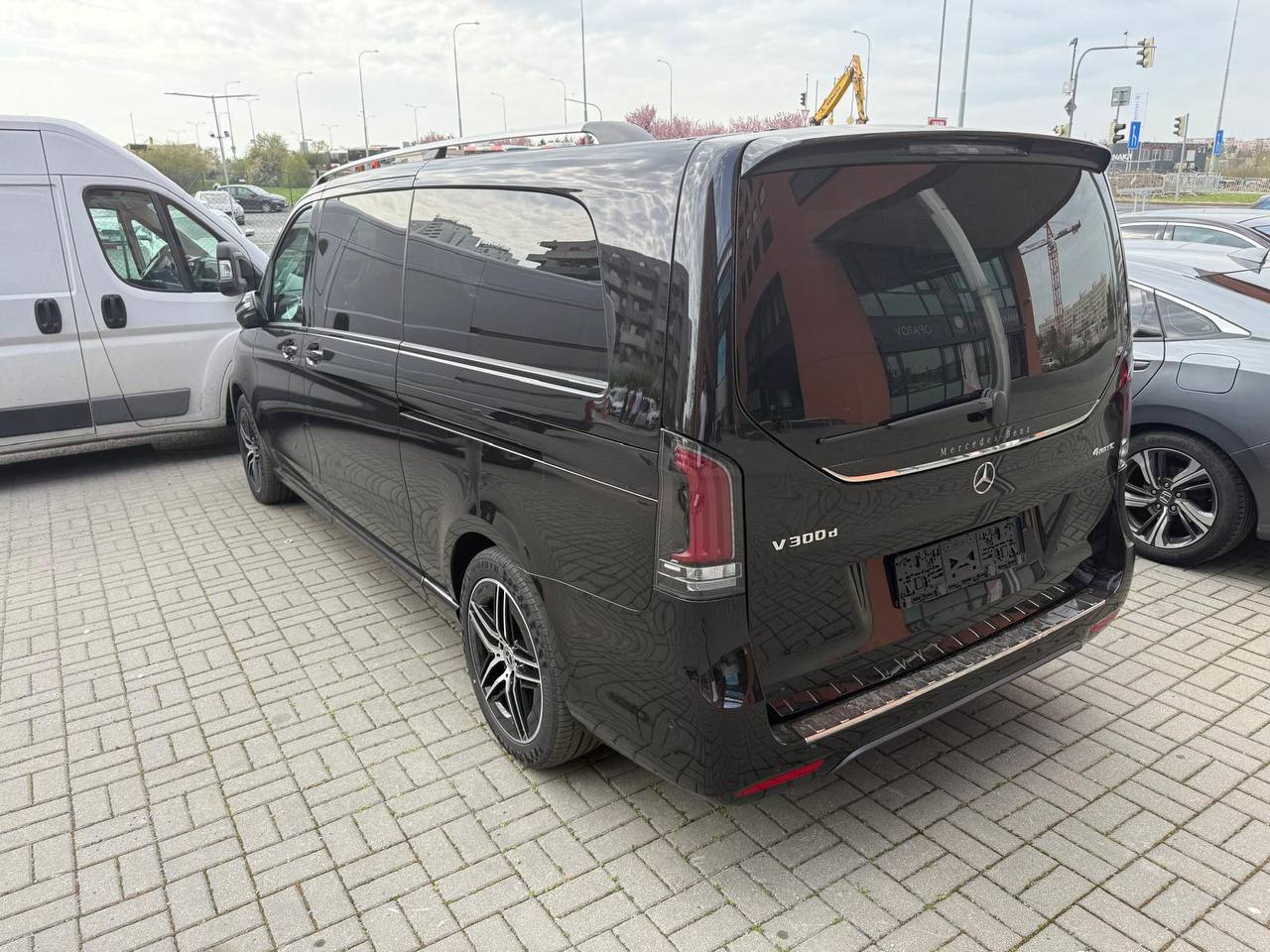 Mercedes-Benz V-class 300d 4M Extra Longid-3406