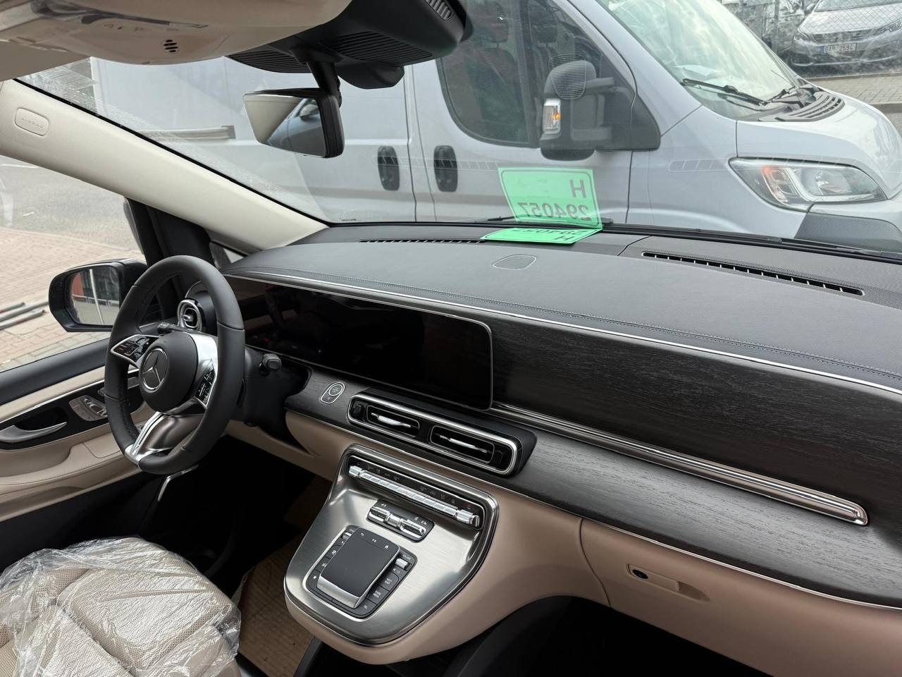 Mercedes-Benz V-class 300d 4M Extra Longid-3406