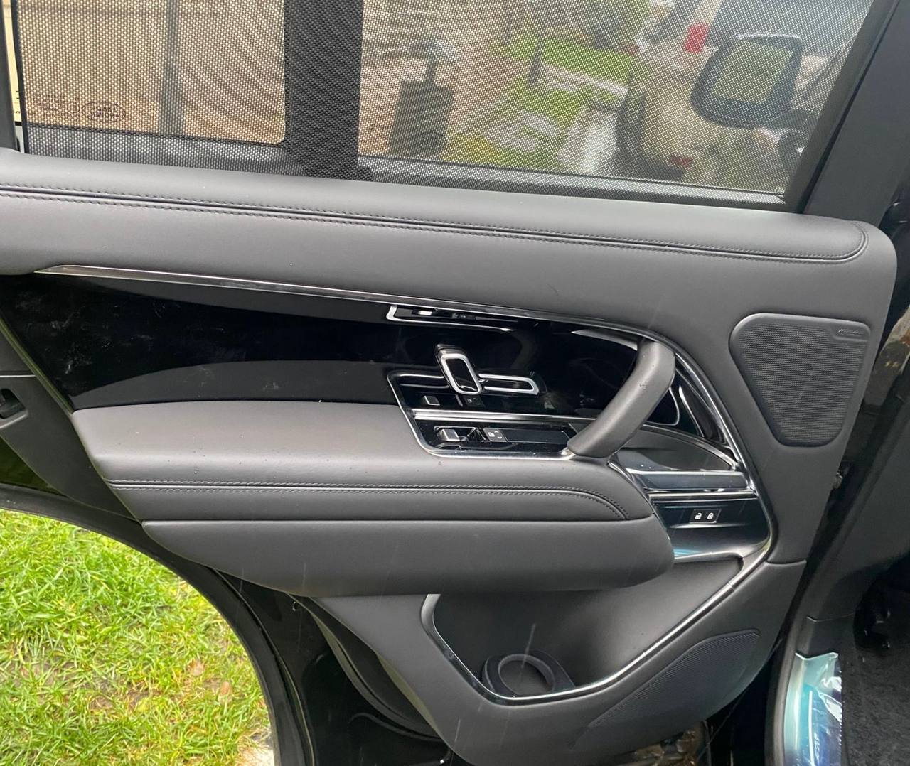 Land Rover Range Rover P350d HSEid-3408