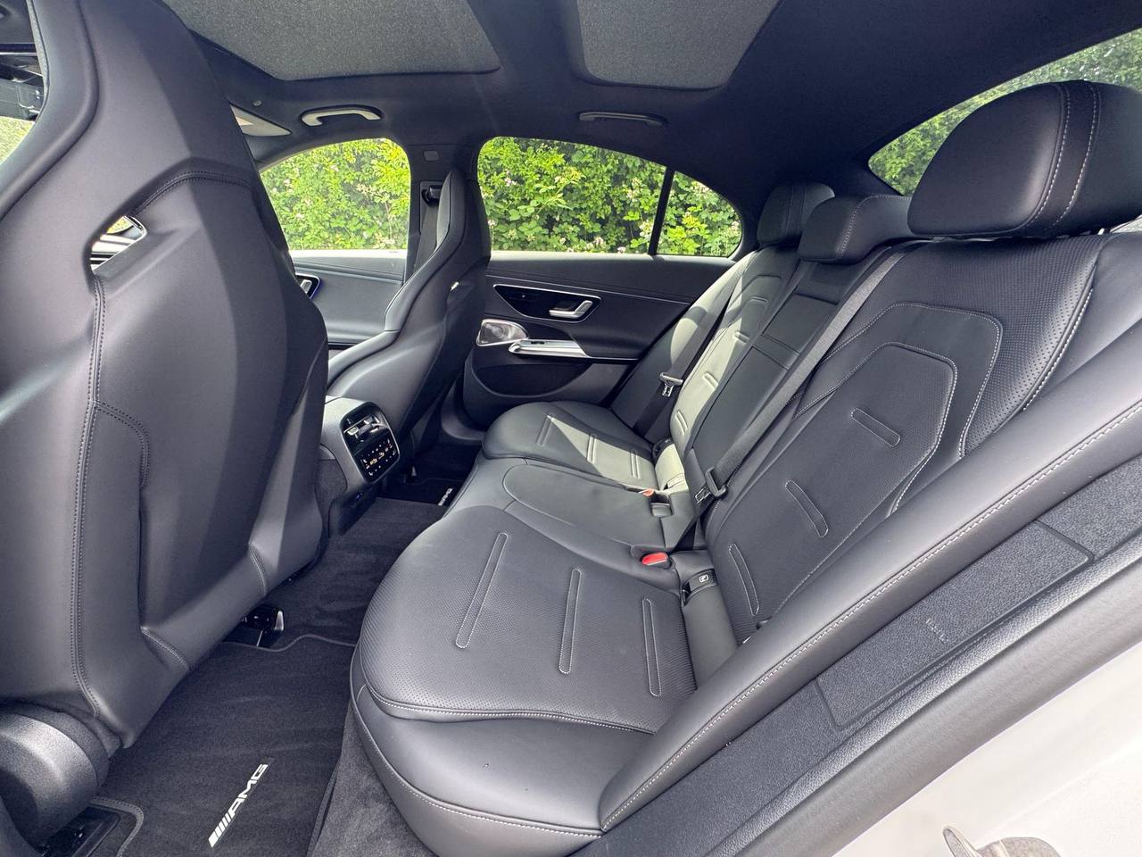 Mercedes-Benz E-Class 53 4M AMGid-4133