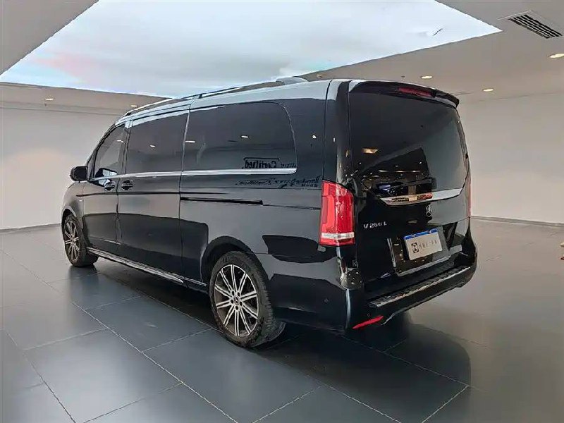 Mercedes-Benz V-Class V 260 Lid-4823