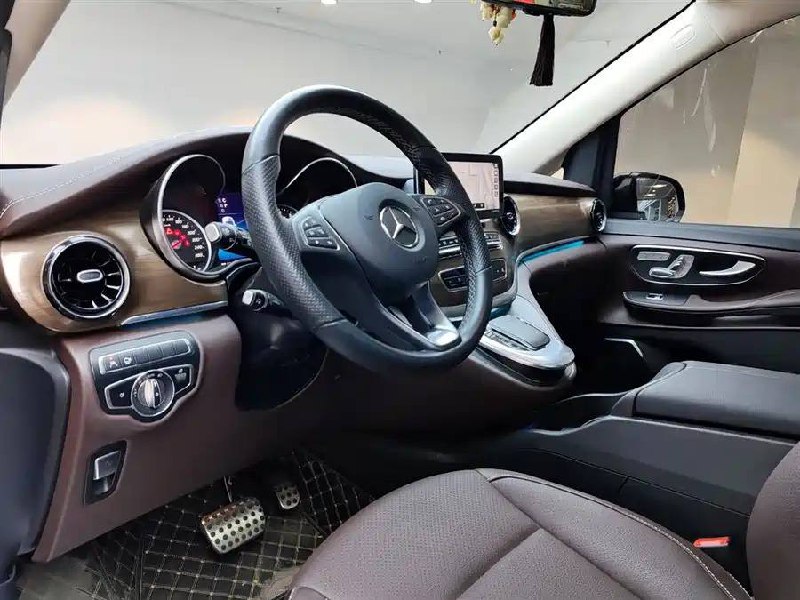 Mercedes-Benz V-Class V 260 Lid-4823