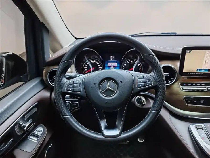 Mercedes-Benz V-Class V 260 Lid-4823