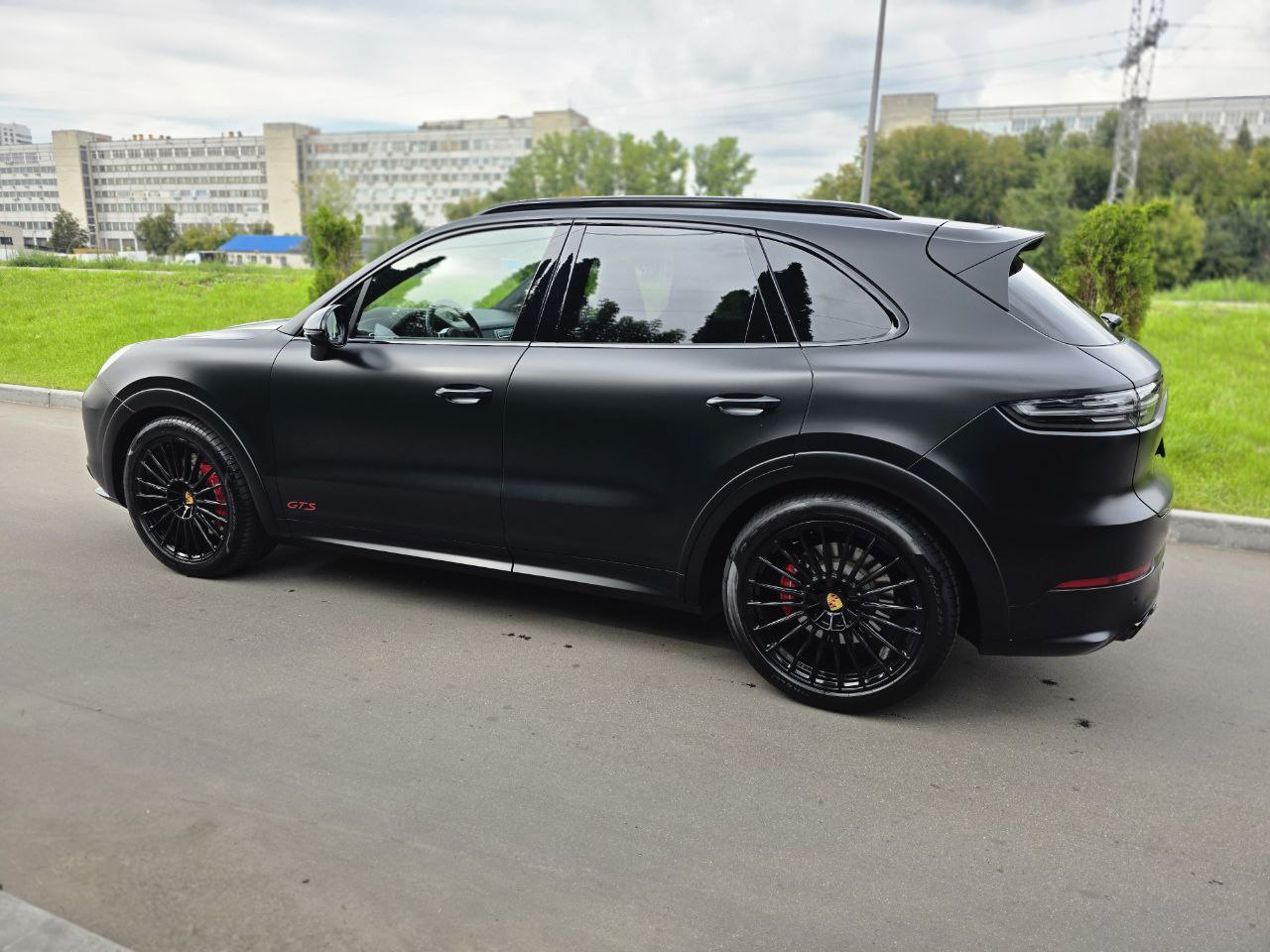 Porsche Cayenne GTSid-4824