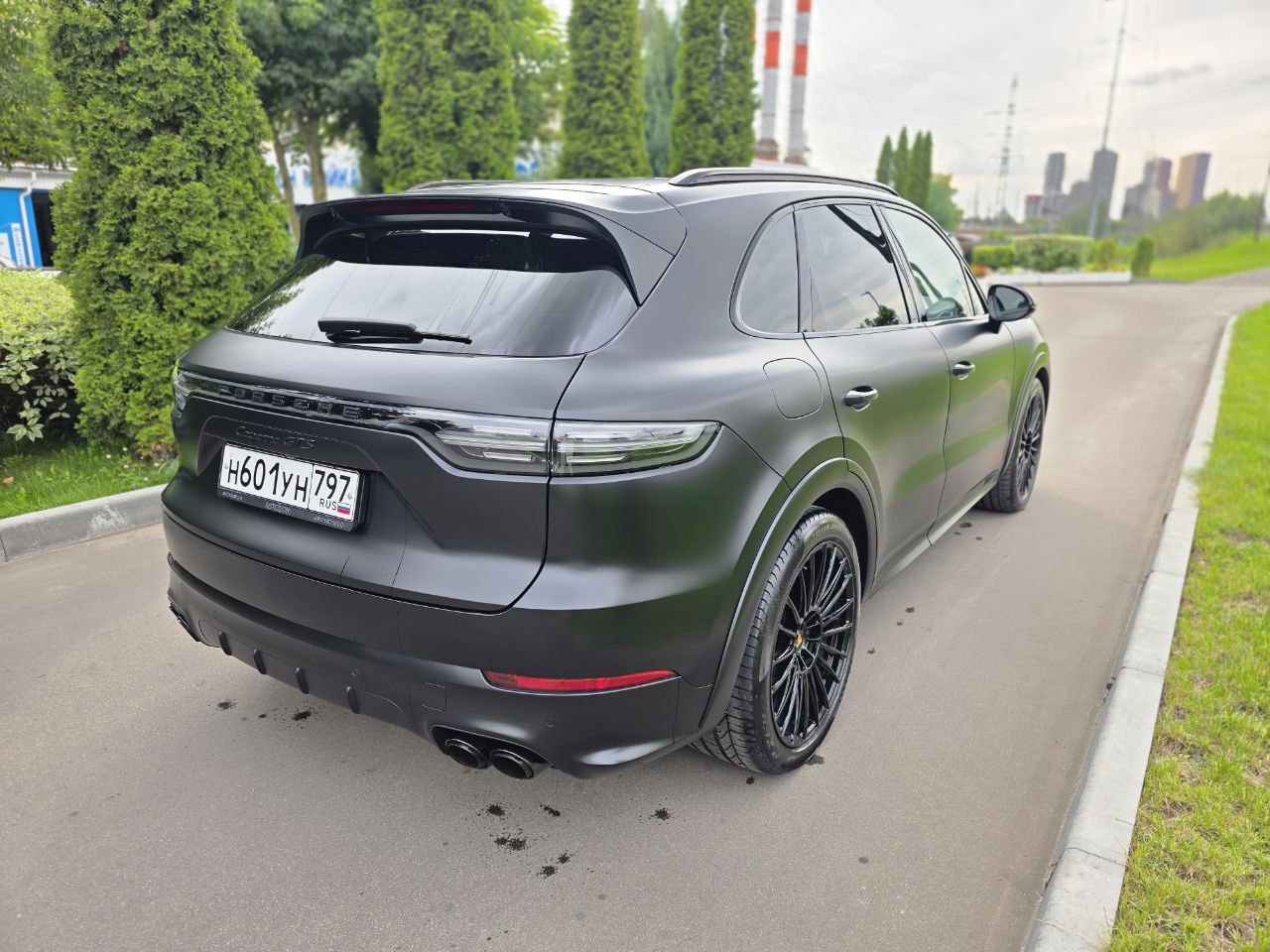 Porsche Cayenne GTSid-4824