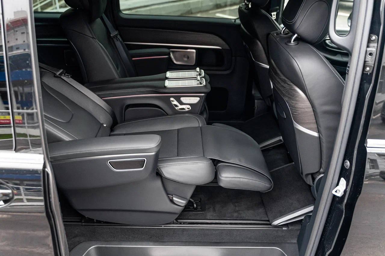 Mercedes-Benz V-Class 300did-5304