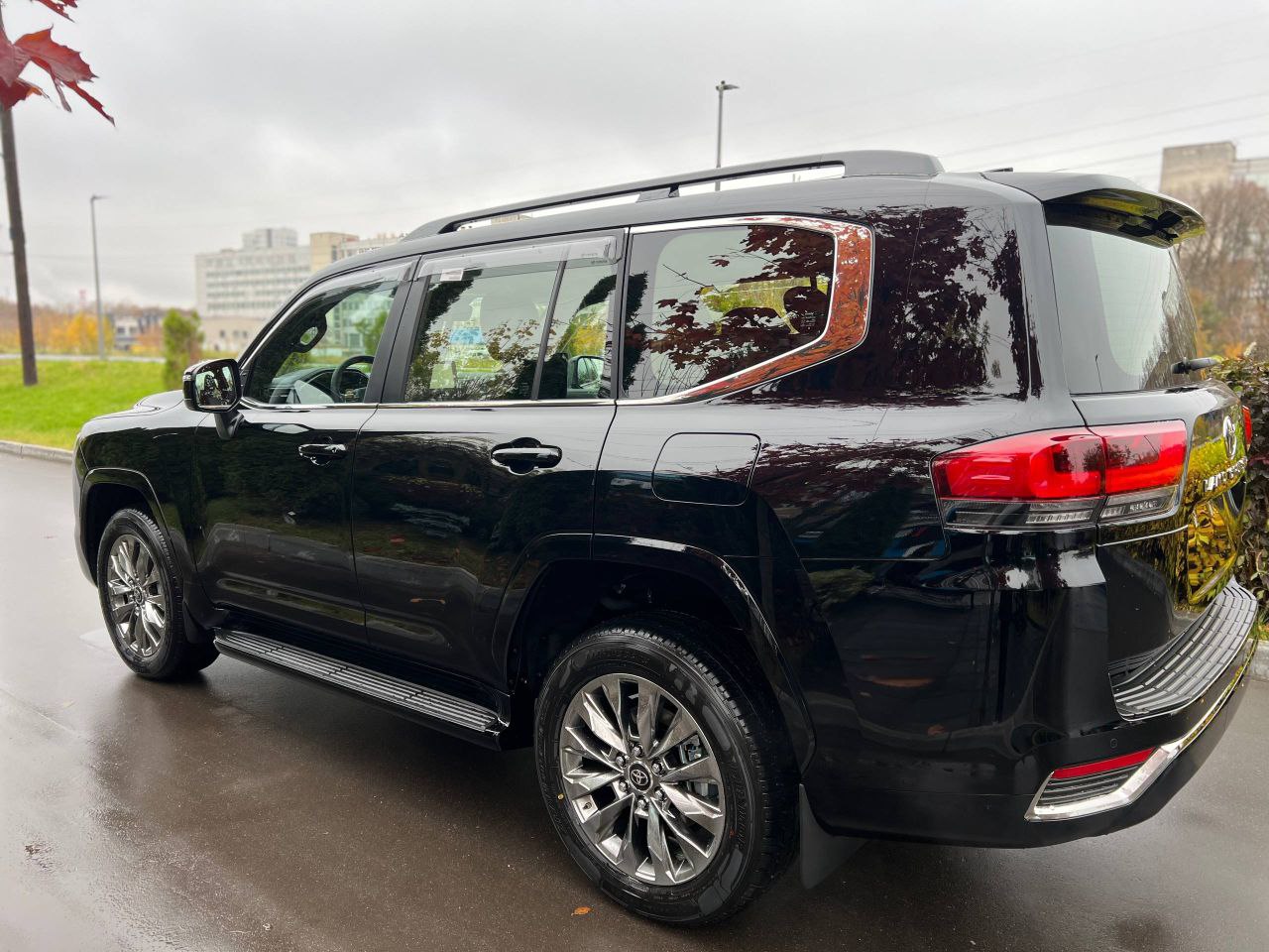 Toyota Land Cruiser 300id-5311