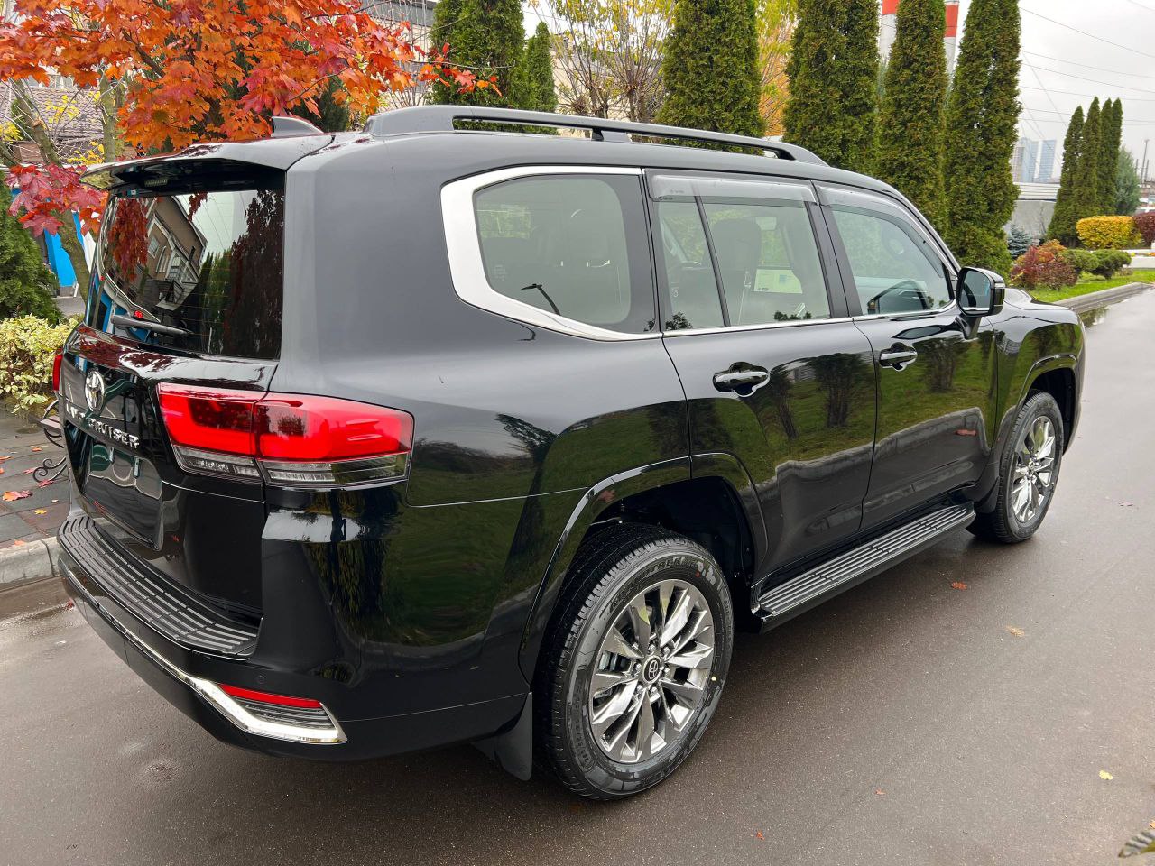 Toyota Land Cruiser 300id-5311