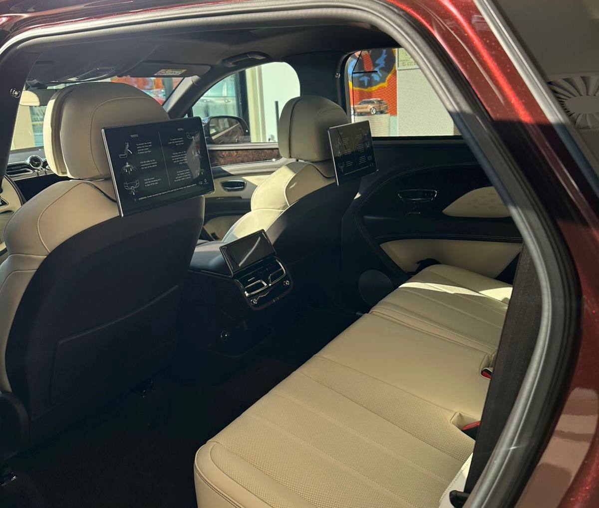 Bentley Bentayga V8id-5312