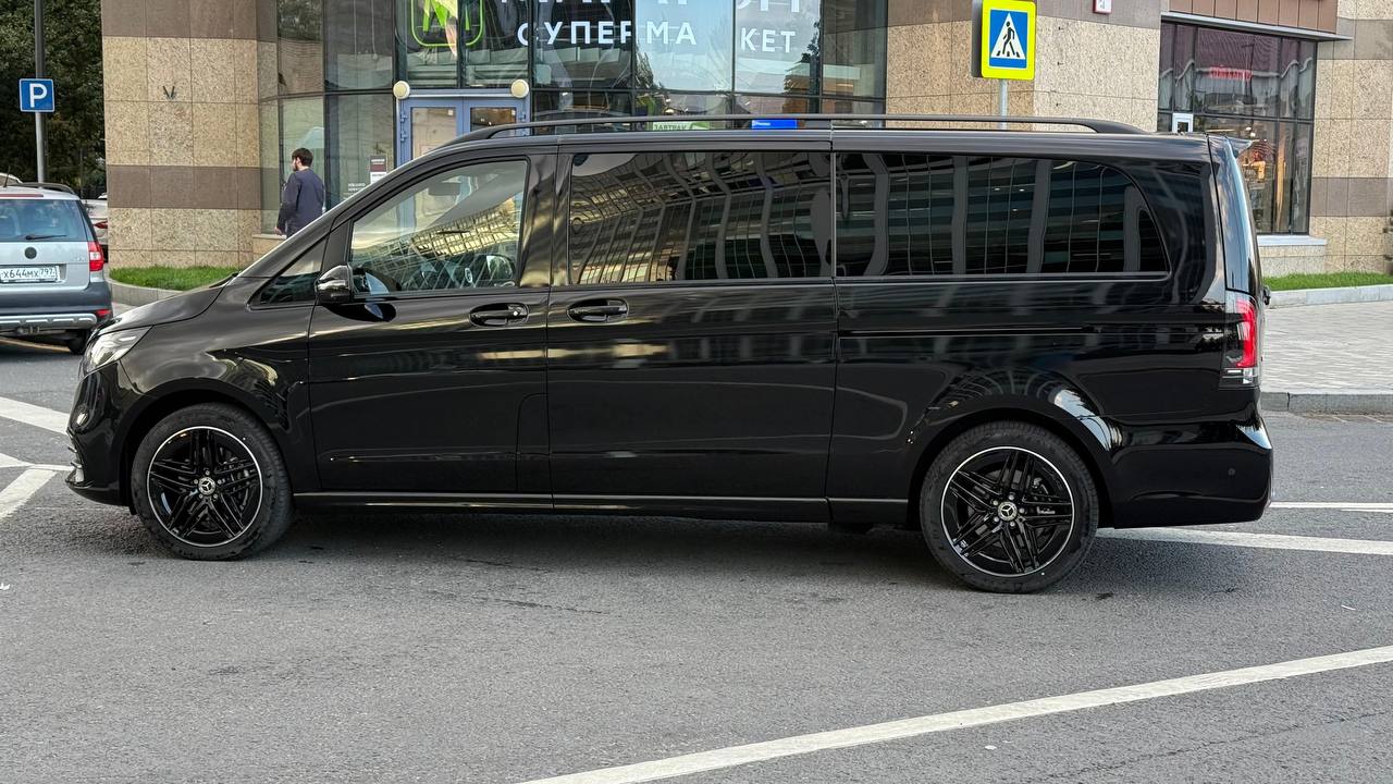 Mercedes-Benz V-Class 300d 4M Extra Longid-5316