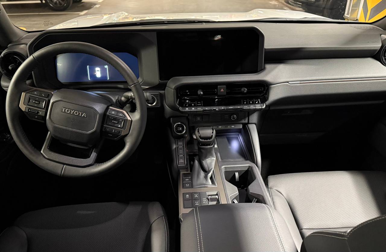 Toyota Land Cruiser Prado 2.4id-5318