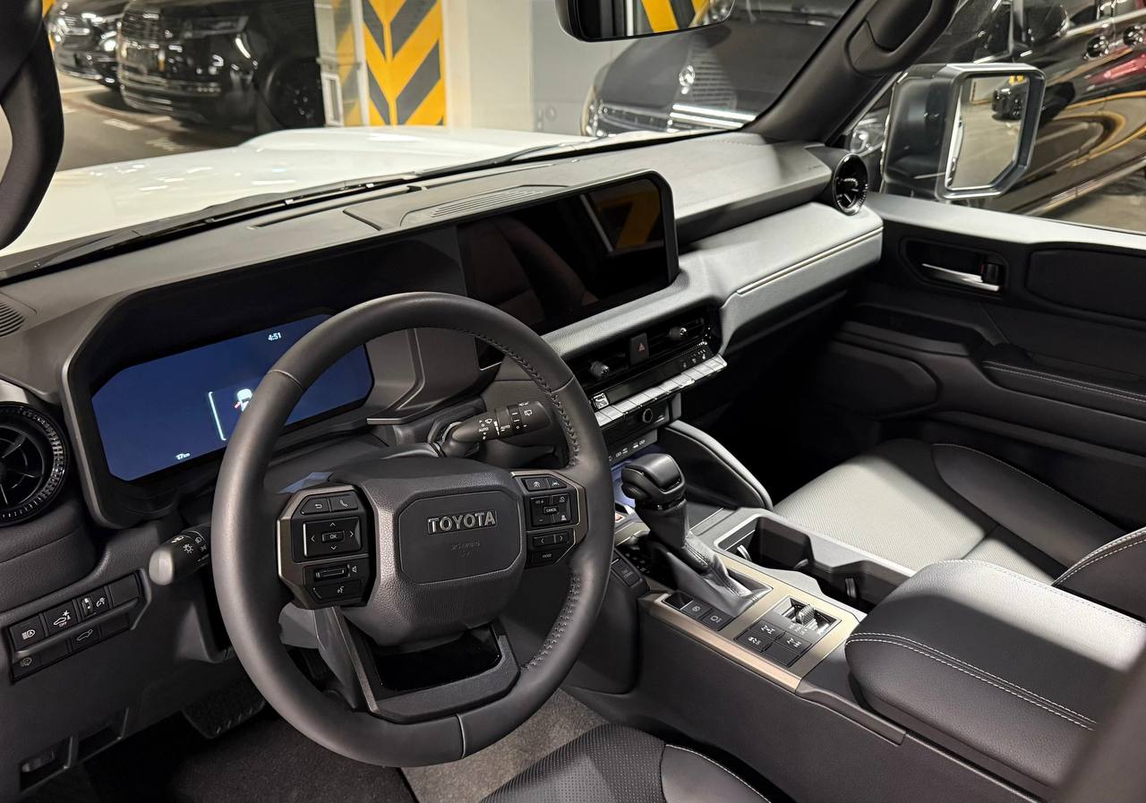 Toyota Land Cruiser Prado 2.4id-5318