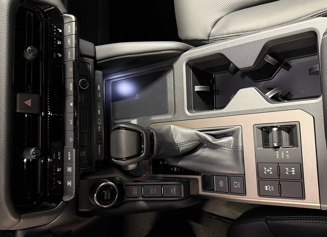 Toyota Land Cruiser Prado 2.4id-5318