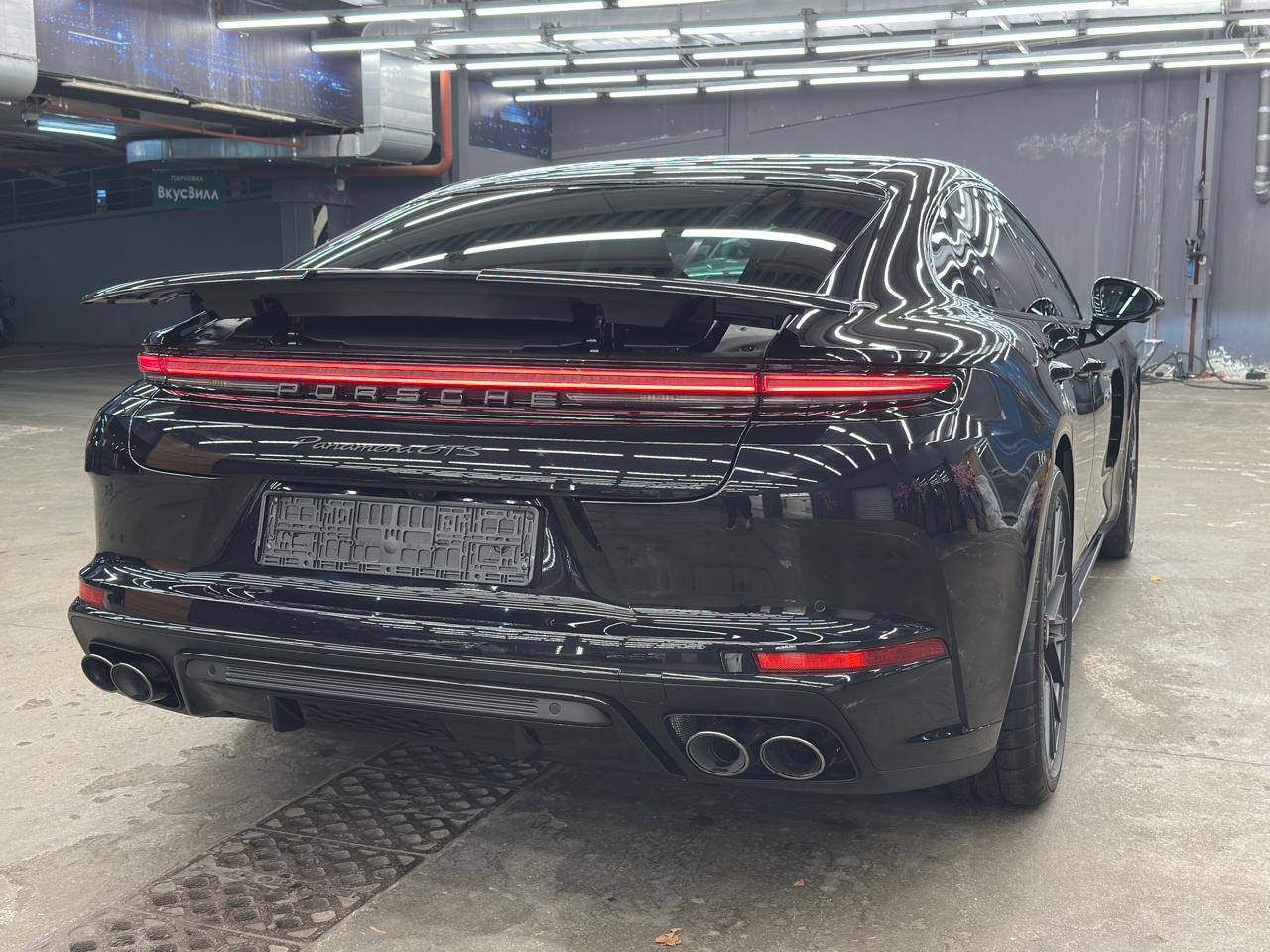 Porsche Panamera GTSid-5325