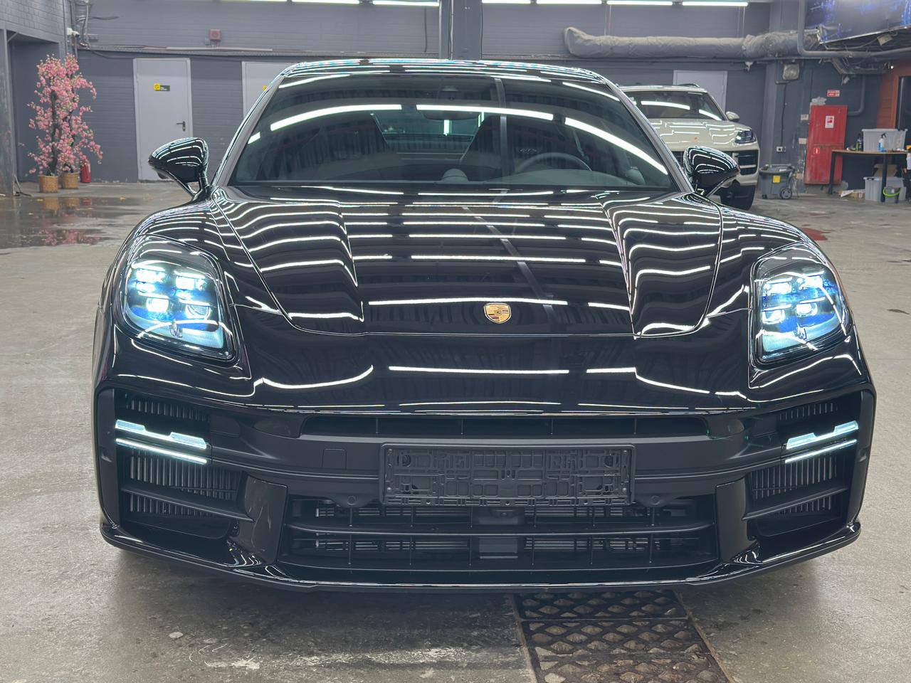 Porsche Panamera GTSid-5325