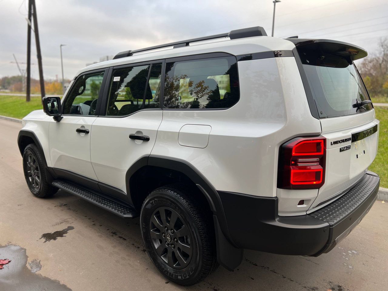 Toyota Land Cruiser 250id-5326