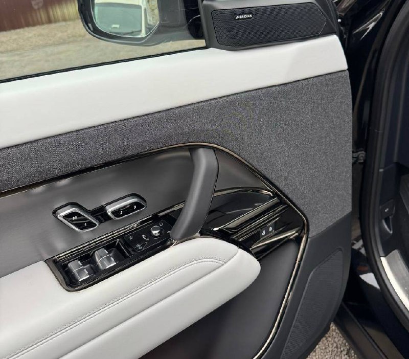 Land Rover Range Rover Sport D300id-3415