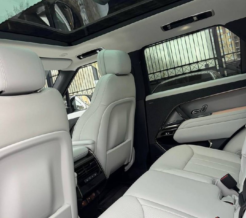 Land Rover Range Rover Sport D300id-3415