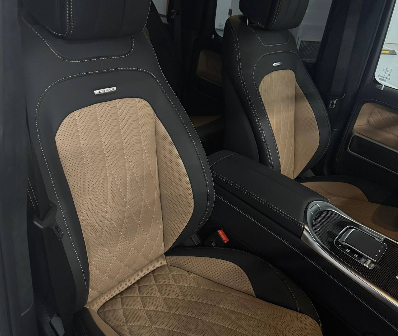 Mercedes-Benz G-Class 63 AMGid-3626