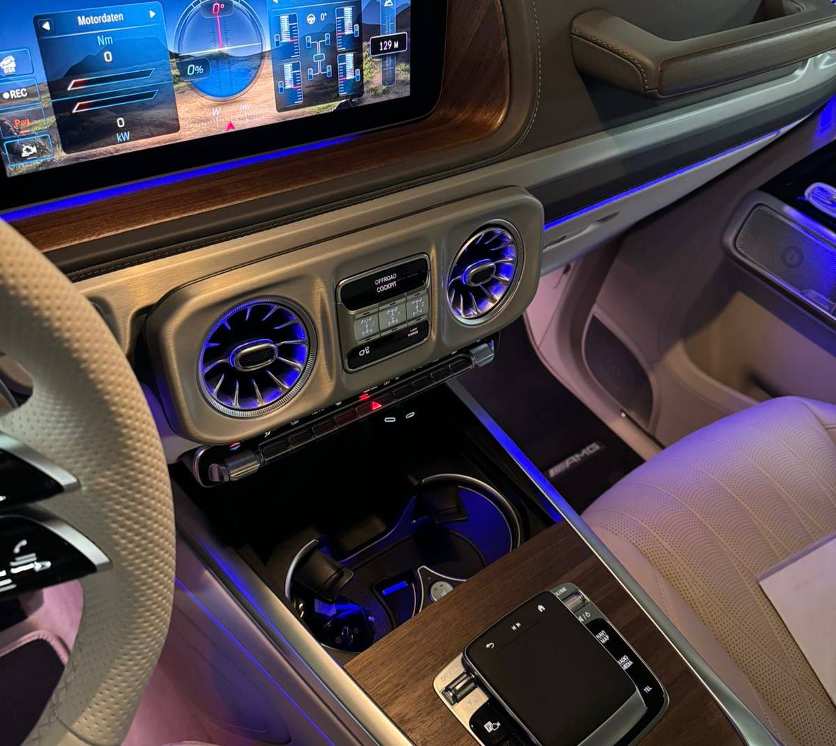 Mercedes-Benz G-Class G63 AMGid-3639