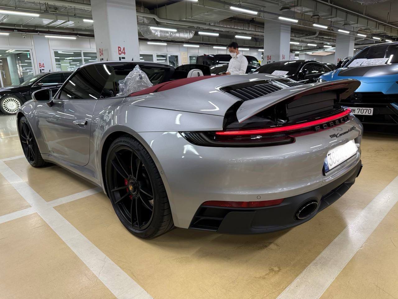 Porsche 911 Carrera 4 GTS Cabrioid-3640