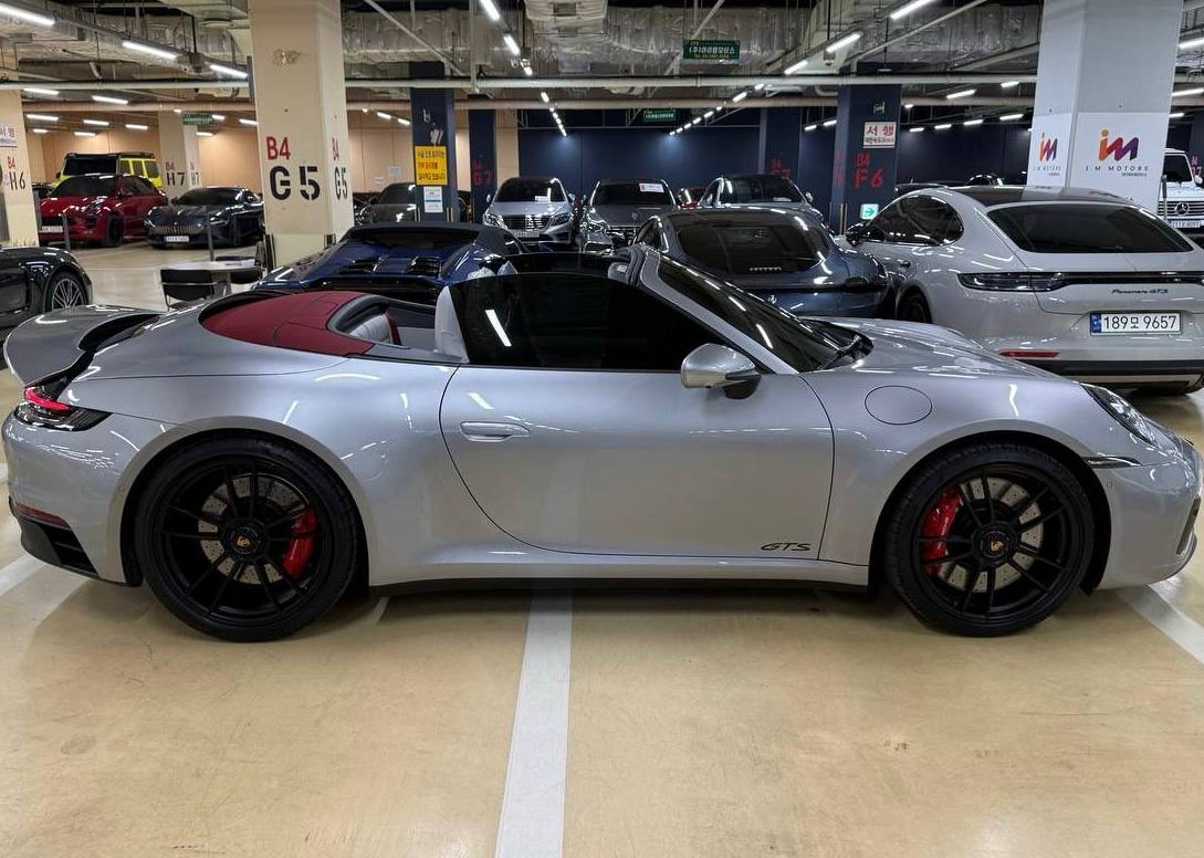 Porsche 911 Carrera 4 GTS Cabrioid-3640