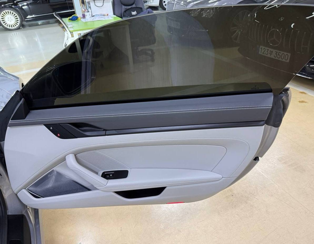 Porsche 911 Carrera 4 GTS Cabrioid-3640