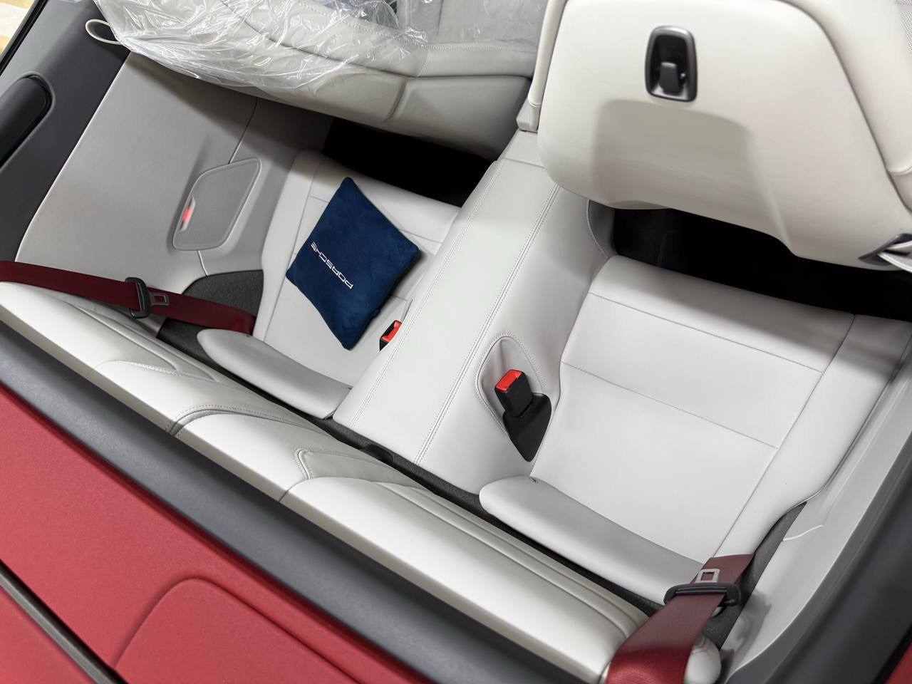 Porsche 911 Carrera 4 GTS Cabrioid-3640