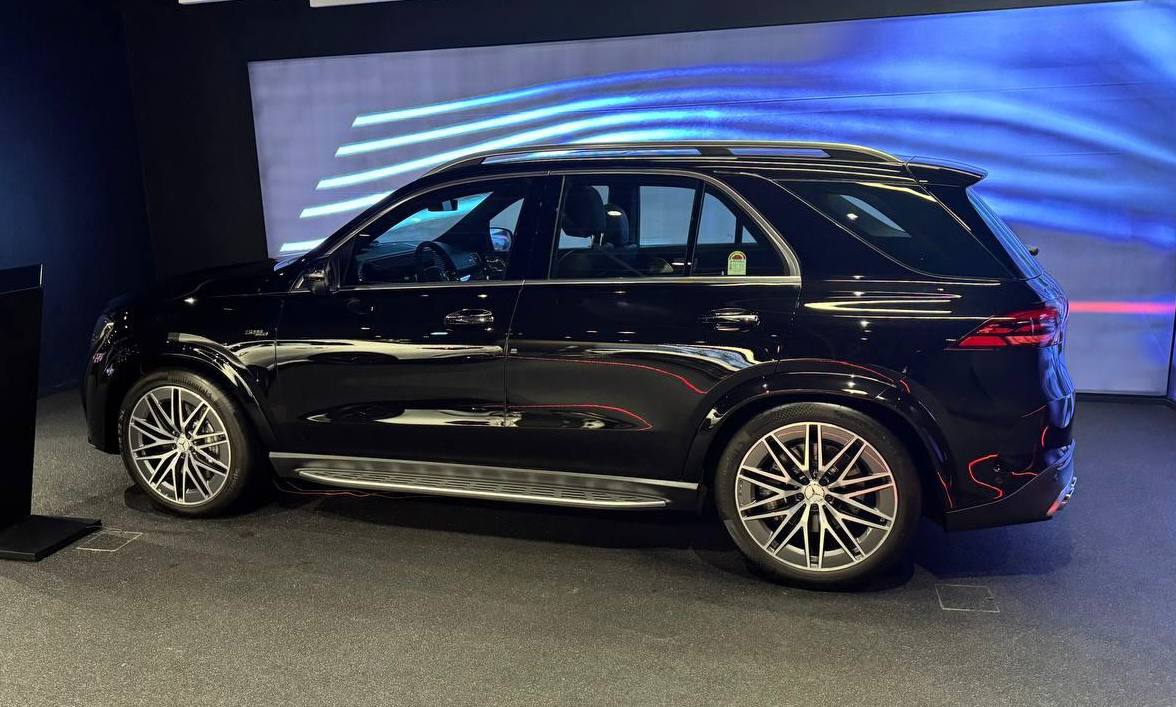 Mercedes-Benz GLE-Class 53 4M AMGid-3642