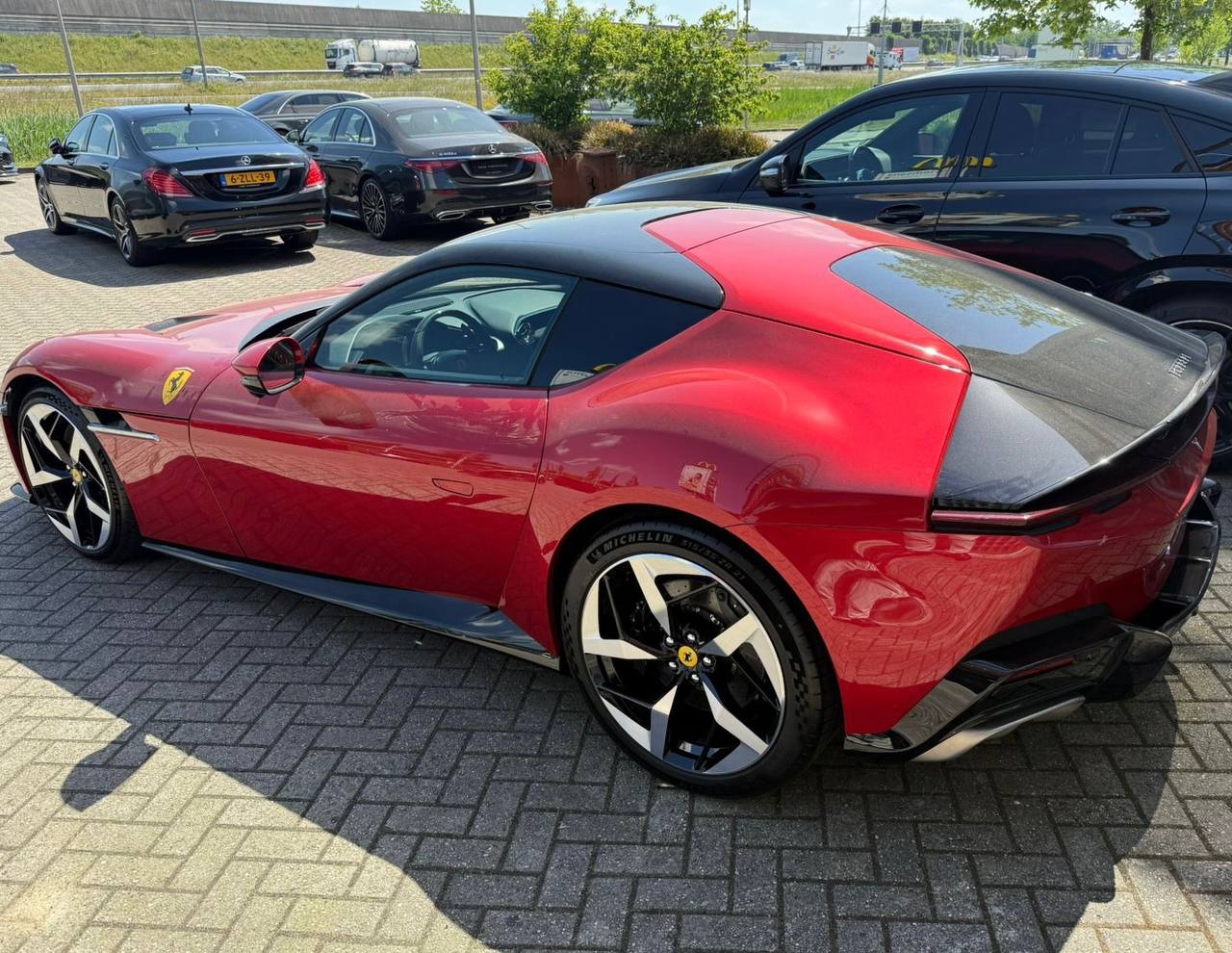 Ferrari 12Cilindri id-3647