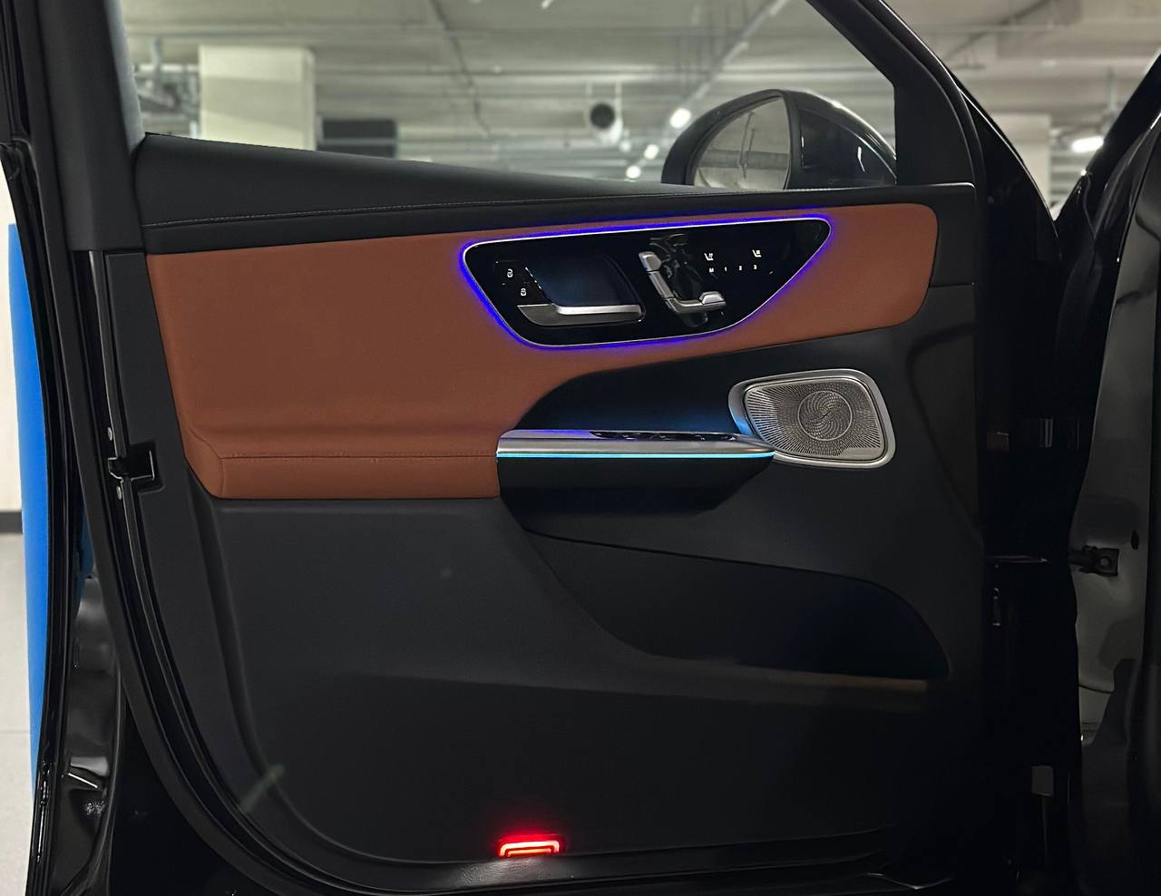 Mercedes-Benz GLC-Class 300 4Mid-4143