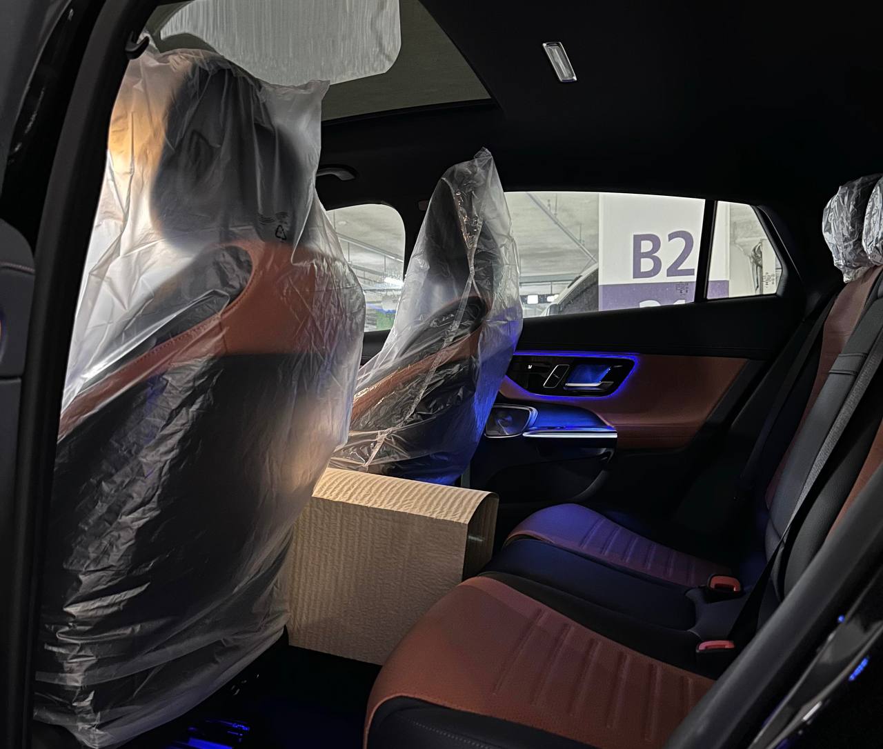 Mercedes-Benz GLC-Class 300 4Mid-4143