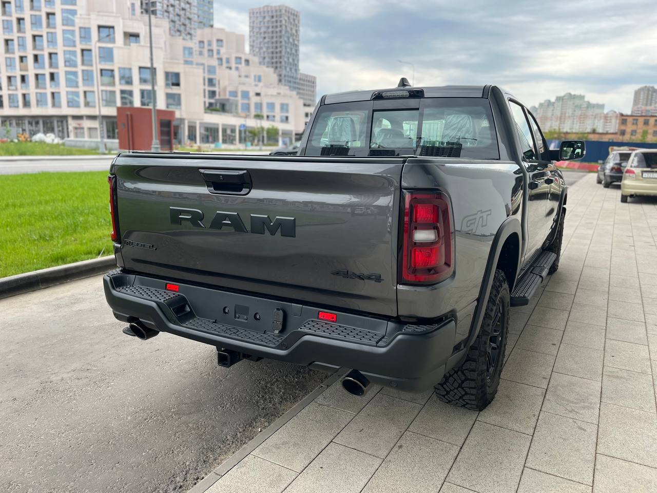 Dodge Ram 1500 REBELid-4528