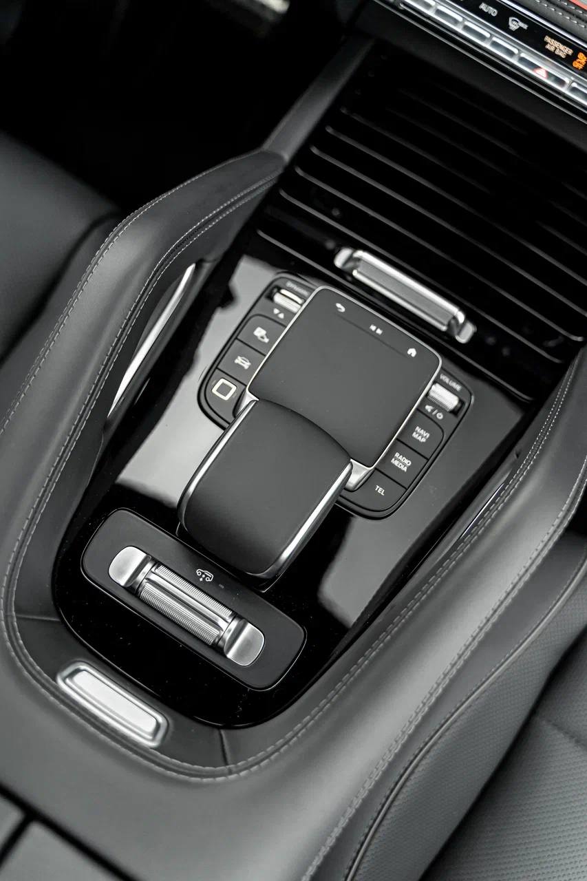 Mercedes-Benz GLS-Class 450did-4831