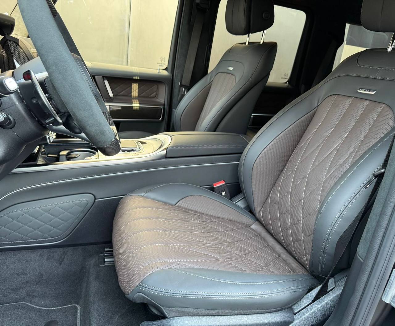 Mercedes-Benz G-Class 63 4M AMGid-4832