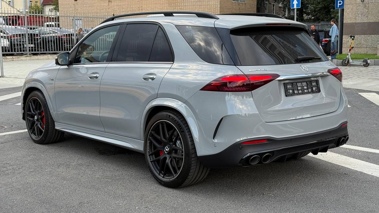 Mercedes-Benz GLE-Class 53 AMGid-4835