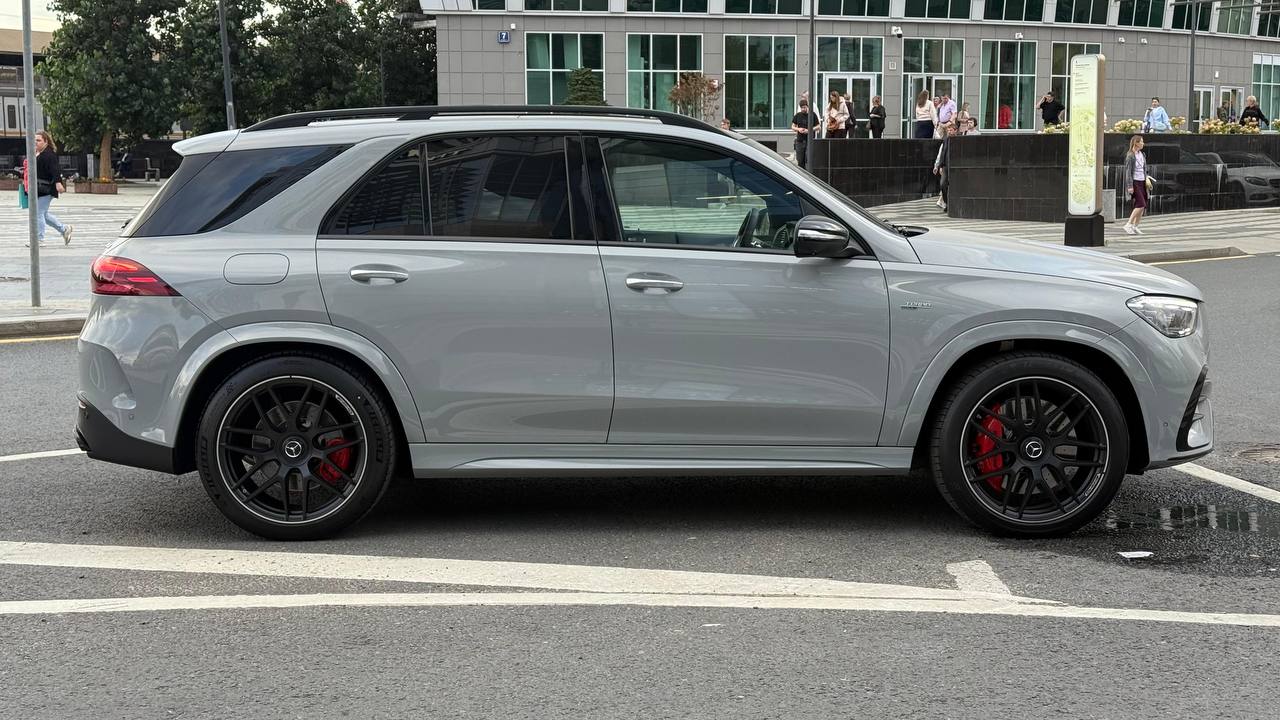 Mercedes-Benz GLE-Class 53 AMGid-4835