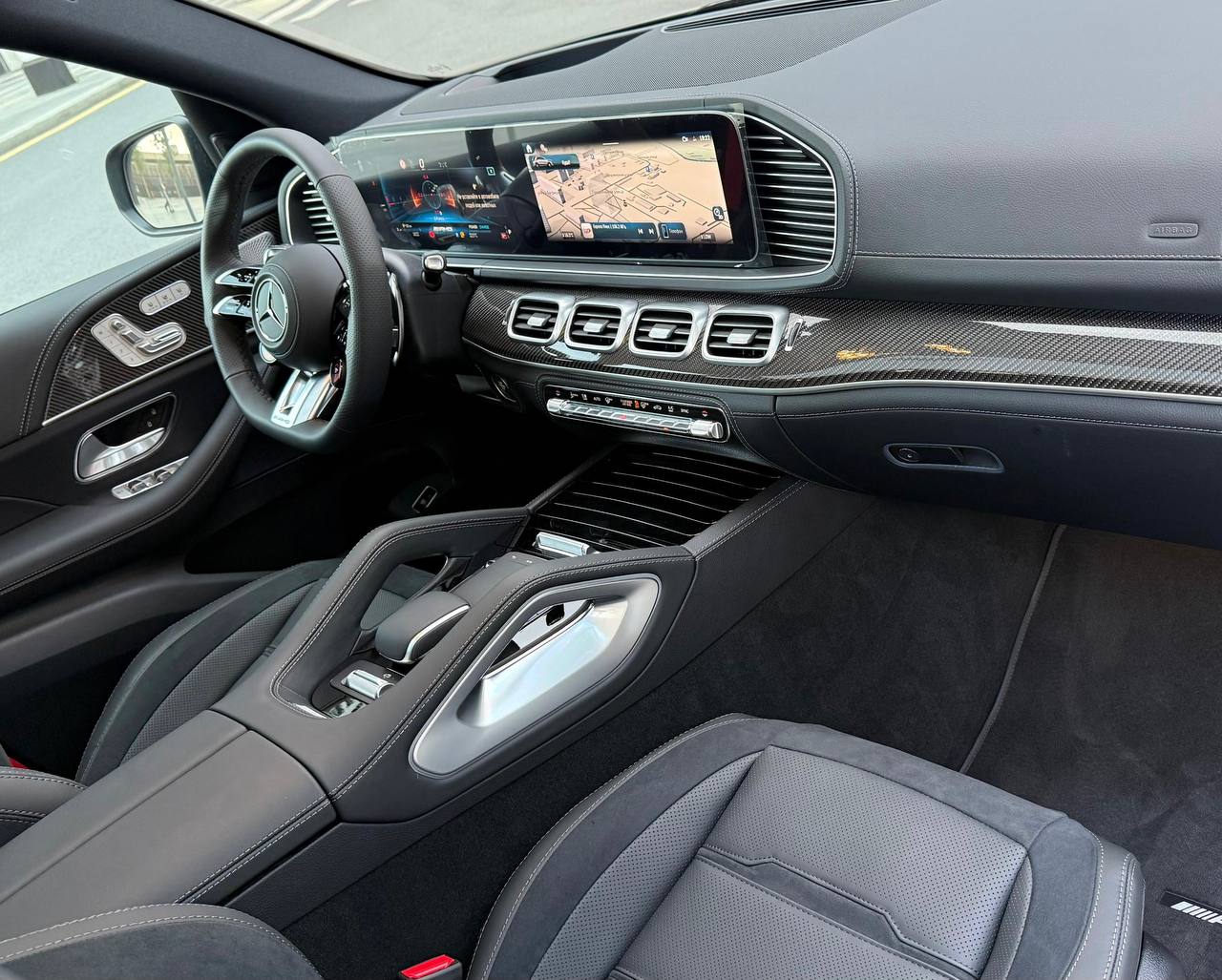 Mercedes-Benz GLE-Class 53 AMGid-4835