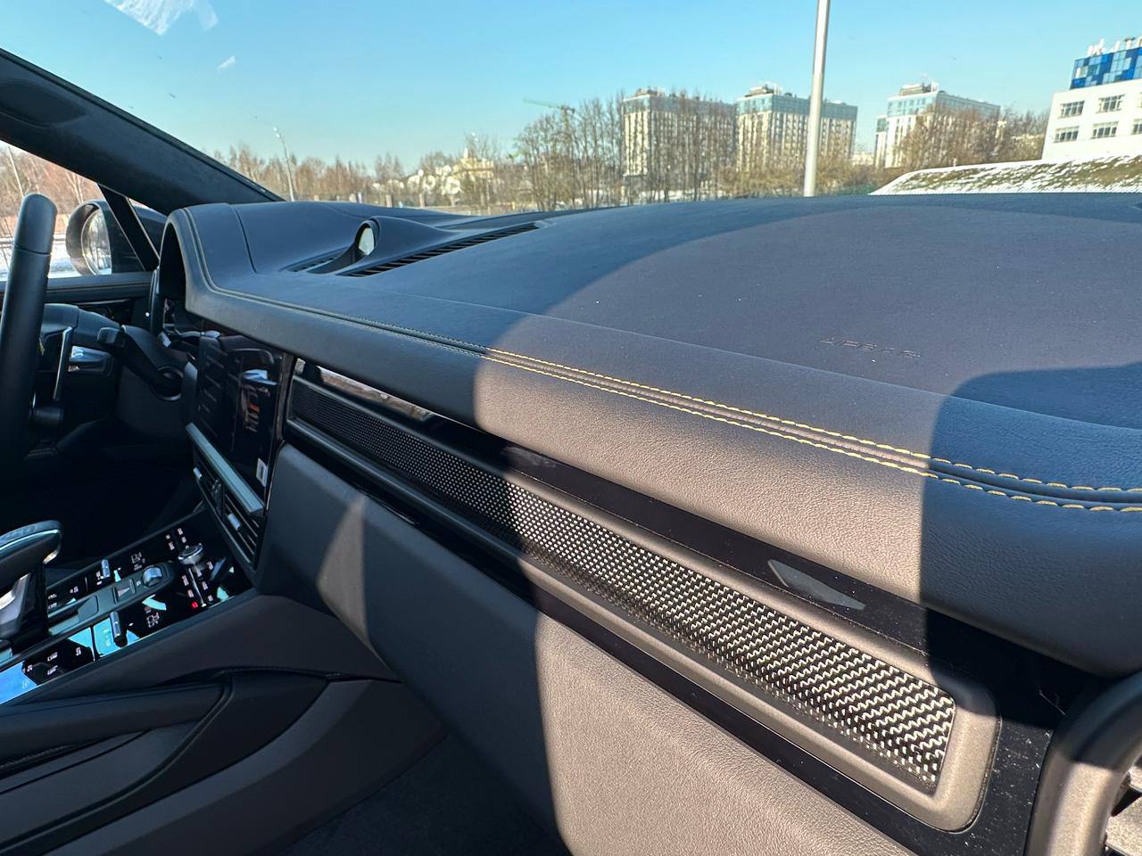 Porsche Cayenne Turbo GTid-3423