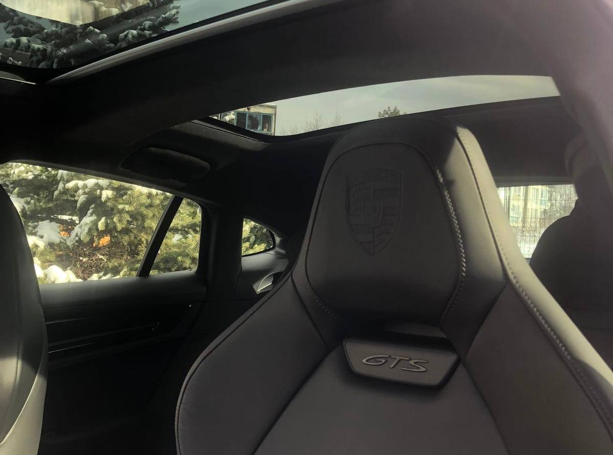 Porsche Panamera GTSid-3424