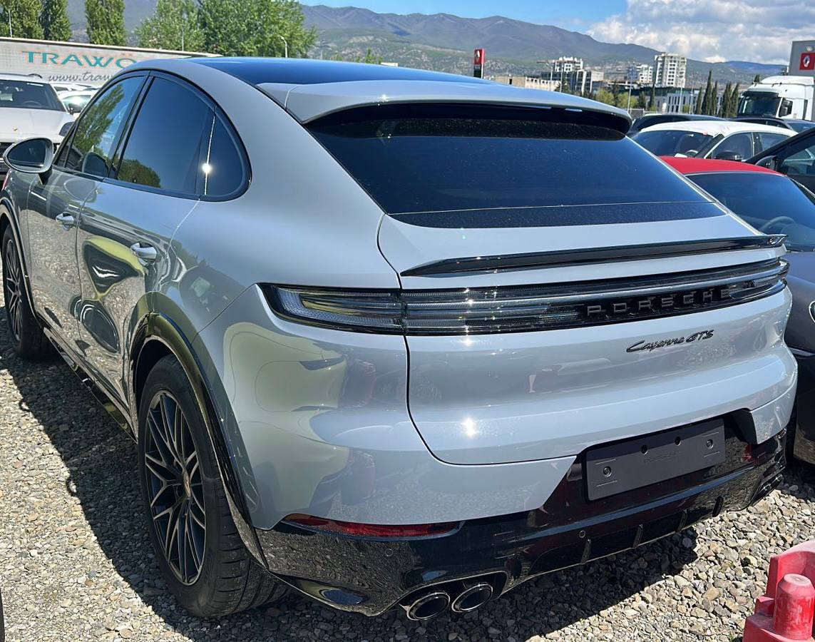 Porsche Cayenne Coupe GTSid-3425
