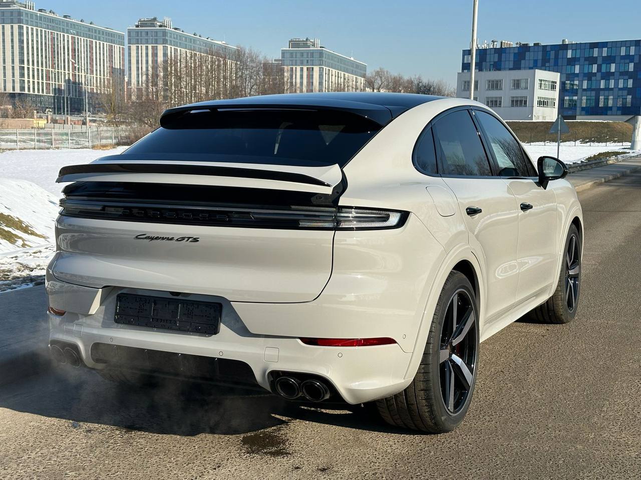 Porsche Cayenne Coupe GTSid-3427